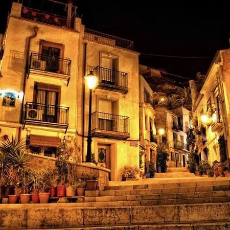 Apartamento En Zona De Ocio Casco Antiguo Alicante Luaran gambar
