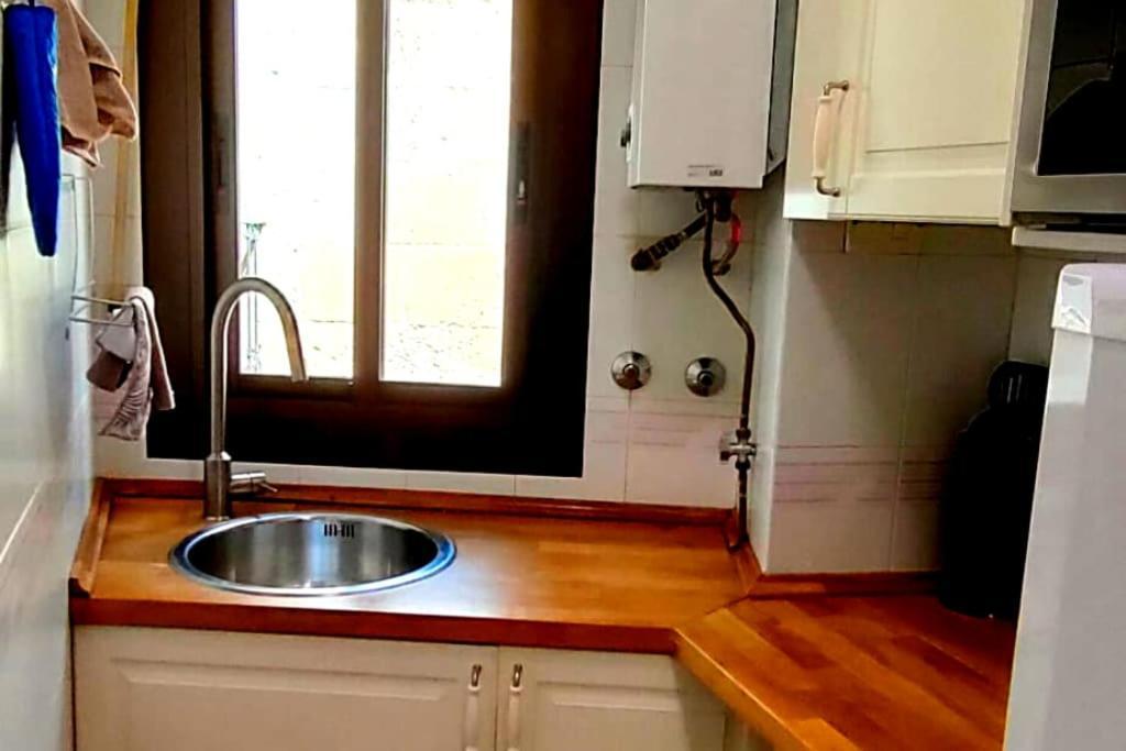 Apartamento En Zona De Ocio Casco Antiguo Alicante Luaran gambar